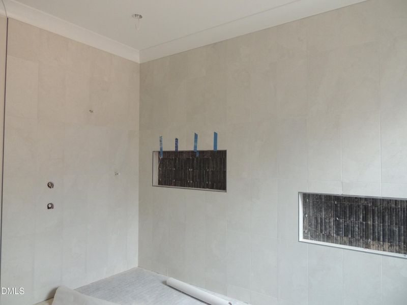 E61FBFE6-50B8-40EB-AFC7-65800B49F7F5