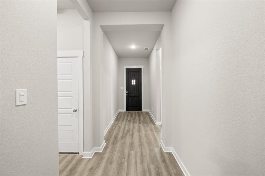 409 Rivers Edge- Entry-1