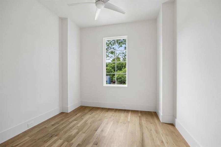 Spacious, unfurnished interior of a new home in , Dallas (Image 21).