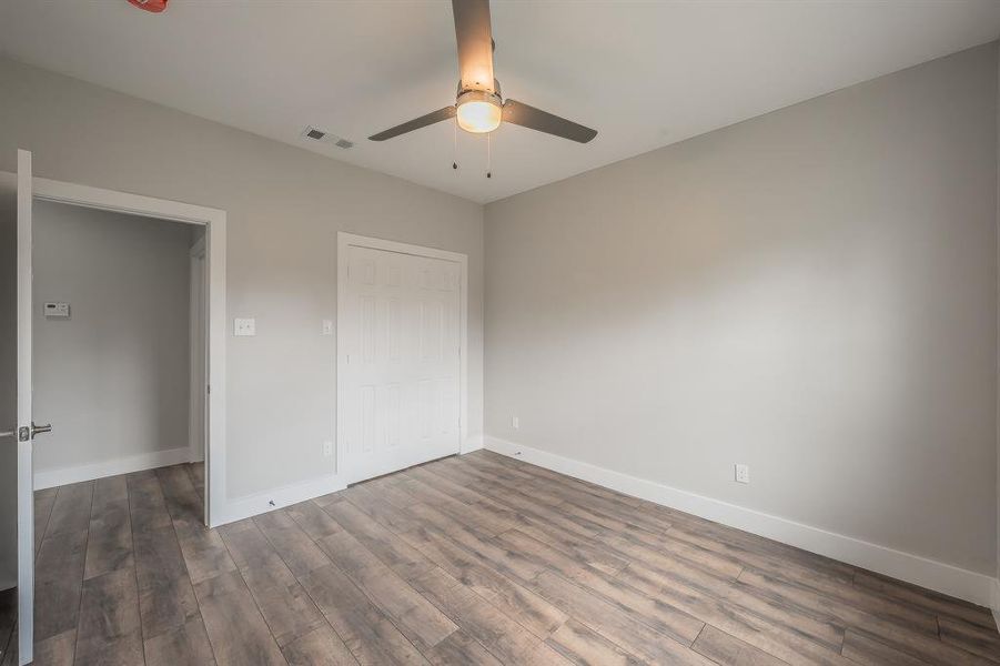 Spacious, unfurnished interior of a new home in , Greenville (Image 32).