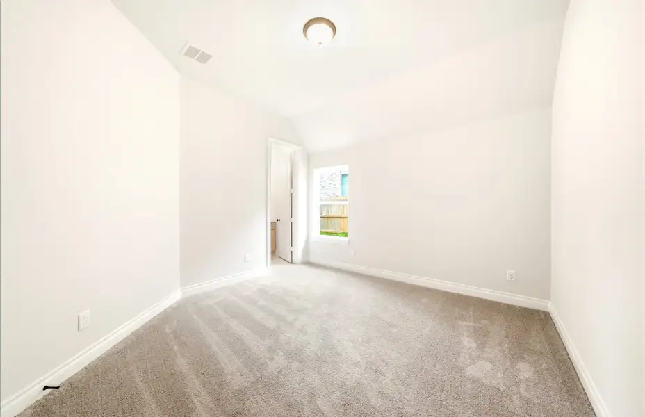 Spacious, unfurnished interior of a new home in Bridgeland 50′, Cypress (Image 43). Spacious, unfurnished interior of a new home in Bridgeland 50′, Cypress (Image 43).