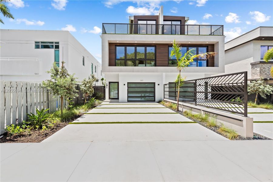 Front exterior of a new home in , Fort Lauderdale, FL, highlighting curb appeal (Image 29).