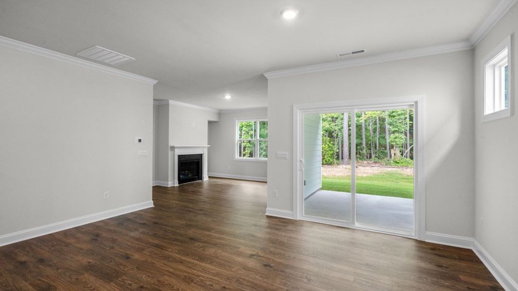 Spacious, unfurnished interior of a new home in Horton Park, Apex (Image 19).