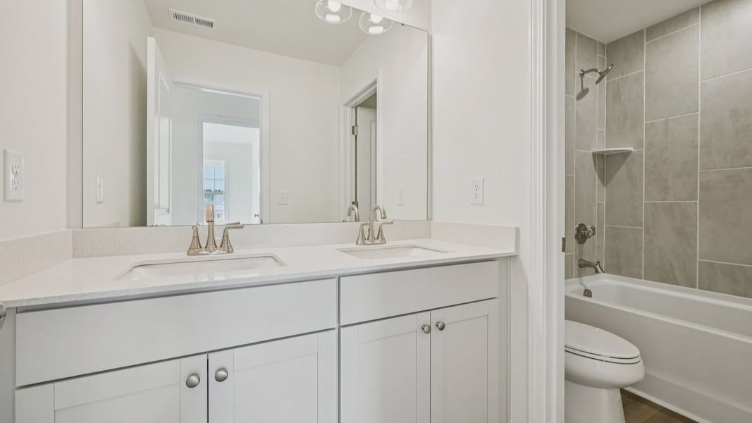 DRB Homes Juniper Secondary Bathroom DRB Homes Juniper Secondary Bathroom