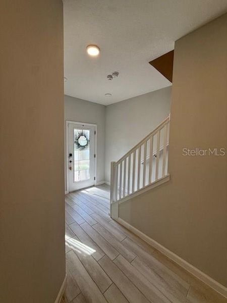 Spacious, unfurnished interior of a new home in , Winter Garden (Image 67).