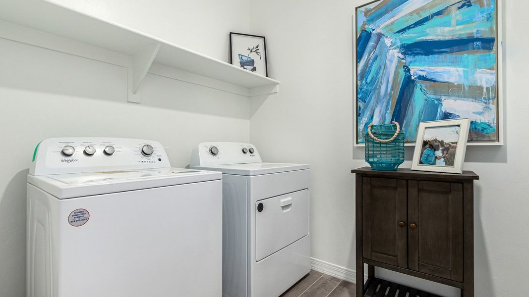 Furnished interior view inside a new home in Sahuarita Acres, Sahuarita (Image 30).
