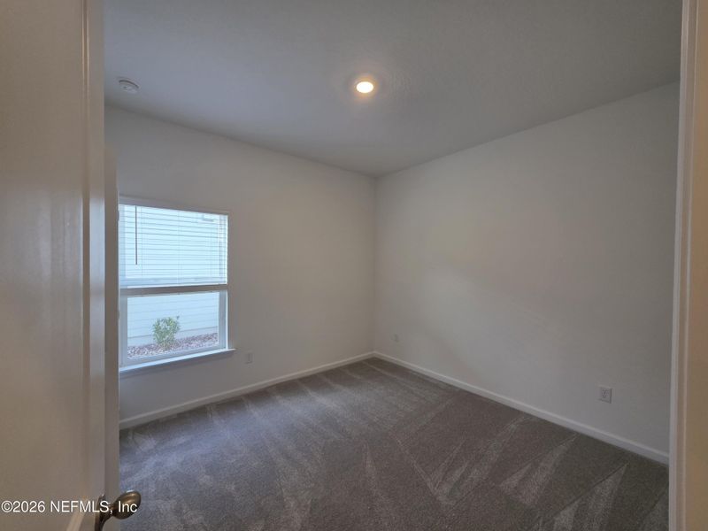 Spacious, unfurnished interior of a new home in Hyland Trail, Green Cove Springs (Image 31).