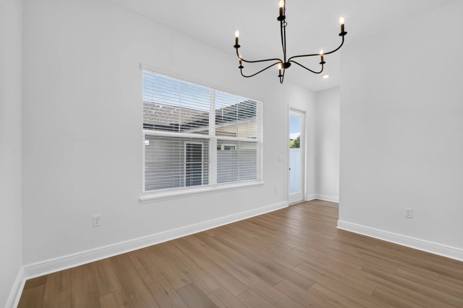 Spacious, unfurnished interior of a new home in Lake Cawood Cove, Windermere (Image 13). Spacious, unfurnished interior of a new home in Lake Cawood Cove, Windermere (Image 13).