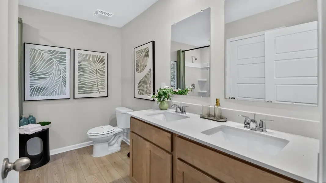 Furnished interior view inside a new home in Copes Landing, Jacksonville (Image 15).