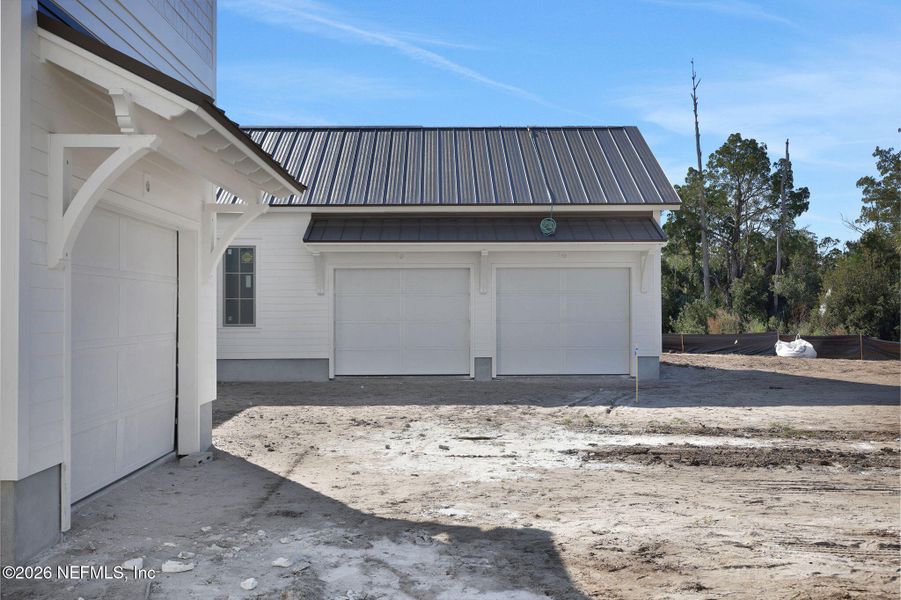 Exterior details and patio area of a home in , Ponte Vedra (Image 9).