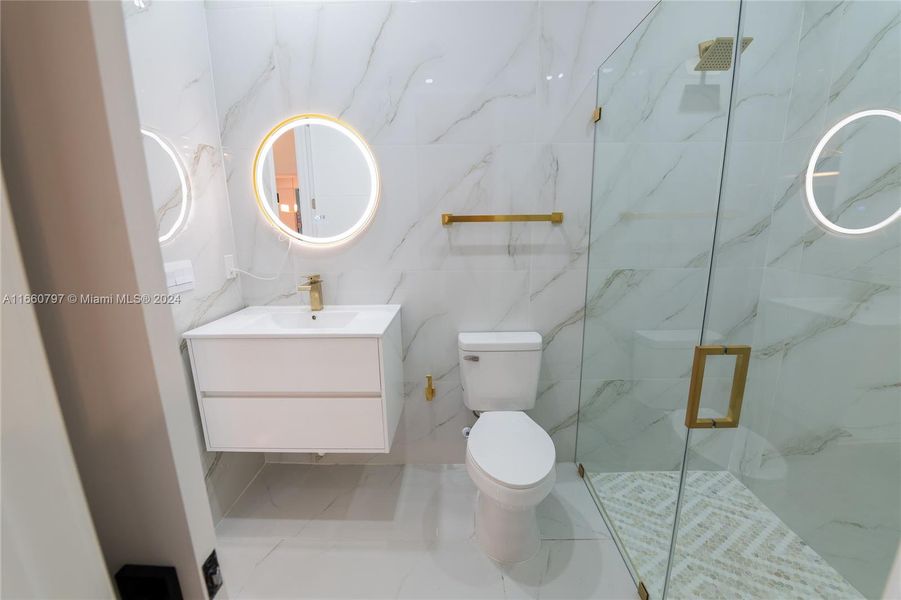 Image 57 of a home in .