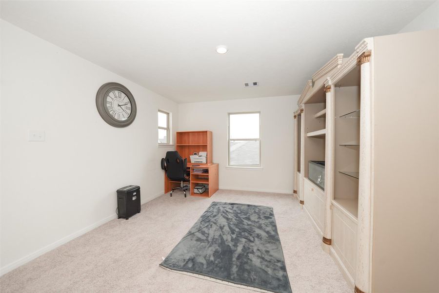 Furnished interior view inside a new home in , Katy (Image 19).