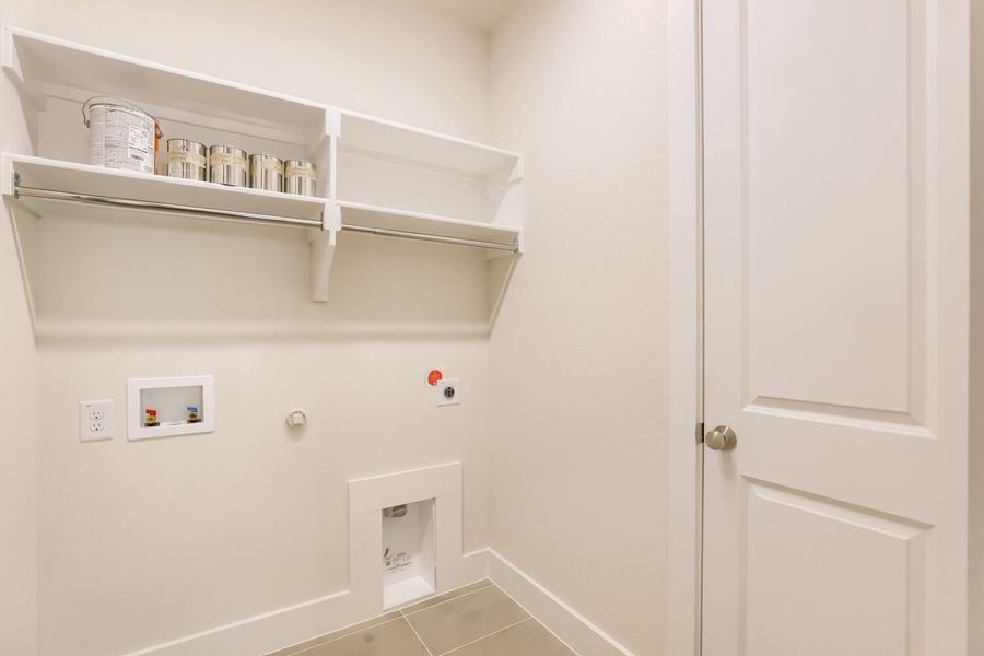 4307 Azalea - Laundry Room