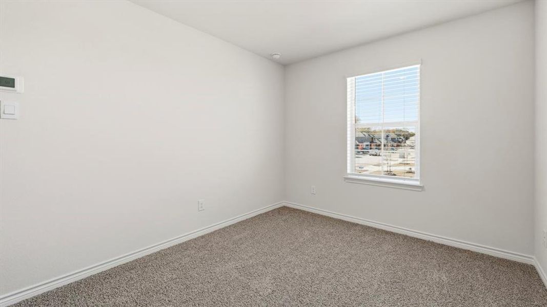 Spacious, unfurnished interior of a new home in Silverado, Aubrey (Image 11).