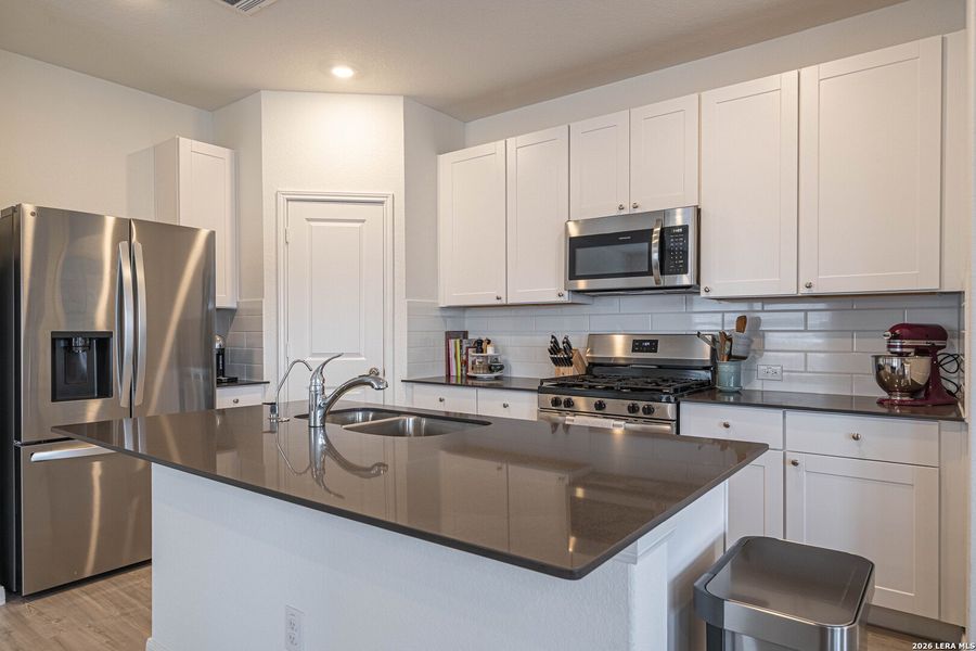 Furnished interior view inside a new home in Hidden Trails, Bulverde (Image 10).