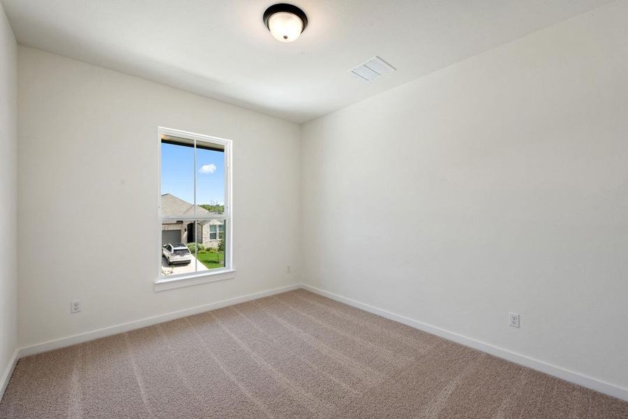 Spacious, unfurnished interior of a new home in Wolf Ranch, Georgetown (Image 19). Spacious, unfurnished interior of a new home in Wolf Ranch, Georgetown (Image 19).