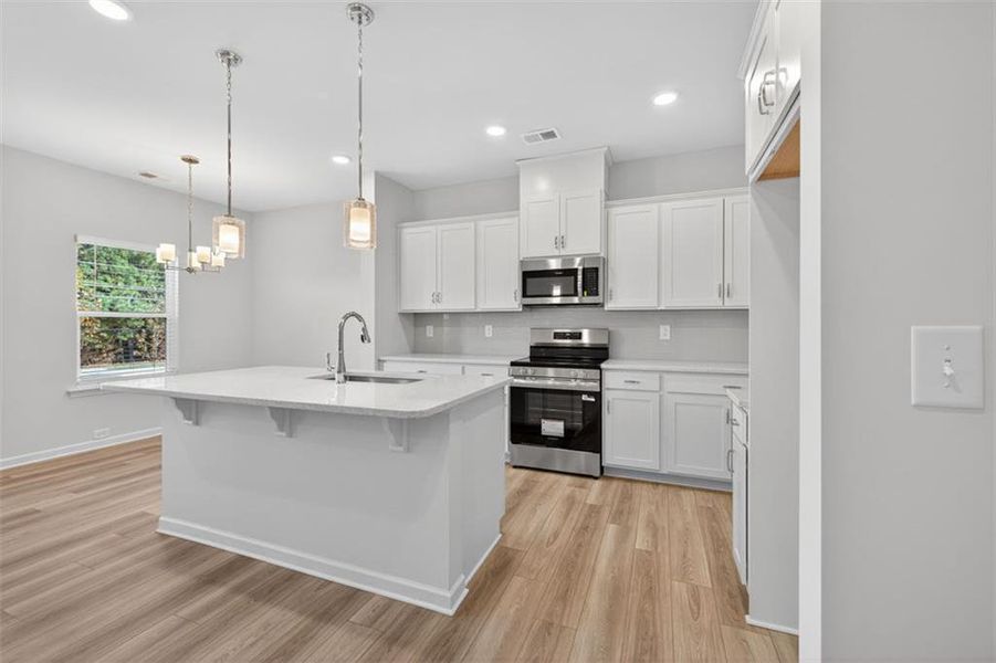 Furnished interior view inside a new home in Franklin Manor, Lawrenceville (Image 26). Furnished interior view inside a new home in Franklin Manor, Lawrenceville (Image 26).