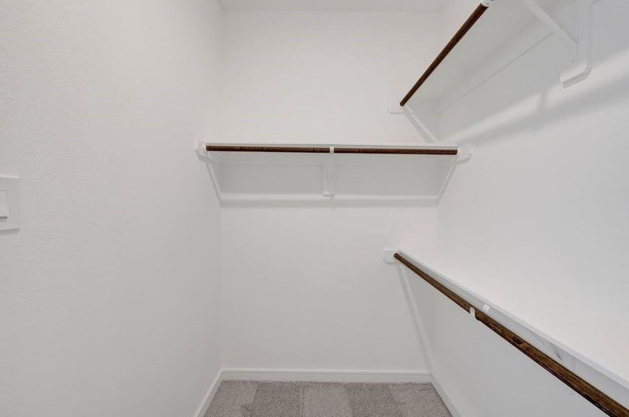 Spacious, unfurnished interior of a new home in Sundance Cove, Crosby (Image 31).