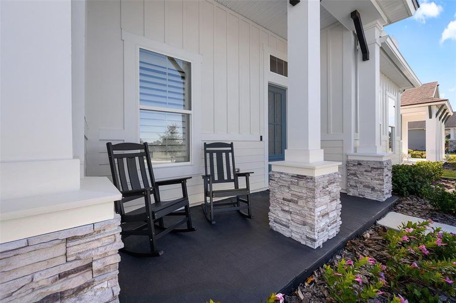 Exterior details and patio area of a home in Oakmont, Gainesville (Image 3).