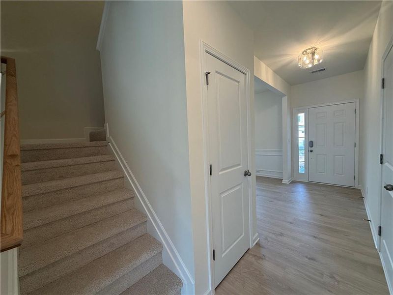 Spacious, unfurnished interior of a new home in Maple Village, Adairsville (Image 24).