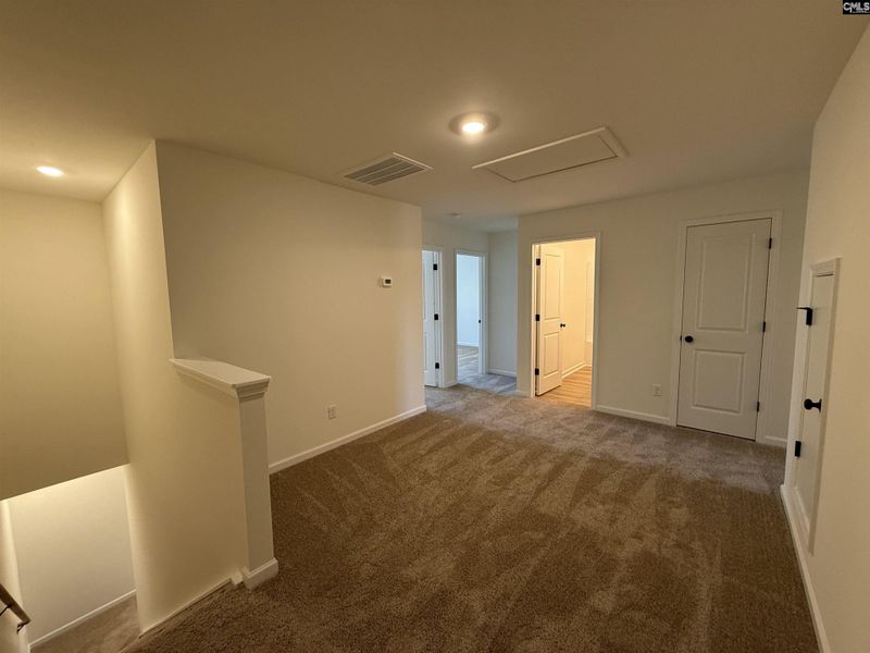 Spacious, unfurnished interior of a new home in Dunbar Village, Cayce (Image 29).