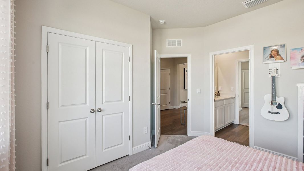 Furnished interior view inside a new home in Deerbrook, Land O' Lakes (Image 24). Furnished interior view inside a new home in Deerbrook, Land O' Lakes (Image 24).