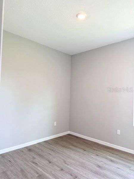 Spacious, unfurnished interior of a new home in , Sebring (Image 12).