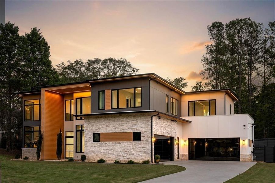 Front exterior of a new home in , Atlanta, GA, highlighting curb appeal (Image 2). Front exterior of a new home in , Atlanta, GA, highlighting curb appeal (Image 2).