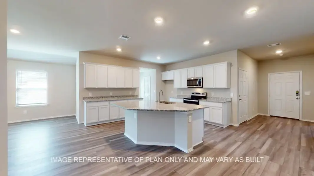 Furnished interior view inside a new home in Park Meadows, Lorena (Image 10).