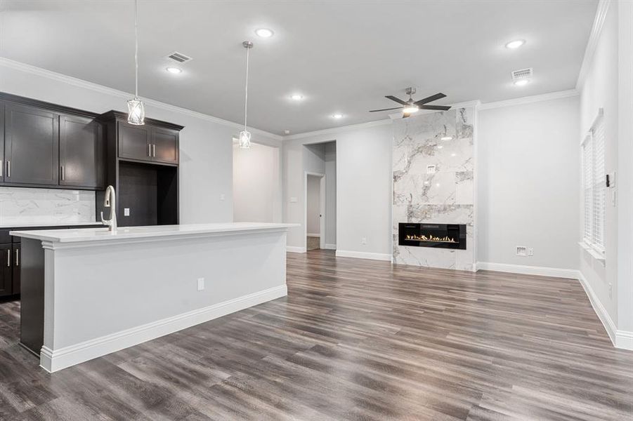 Image 33 of a home in .