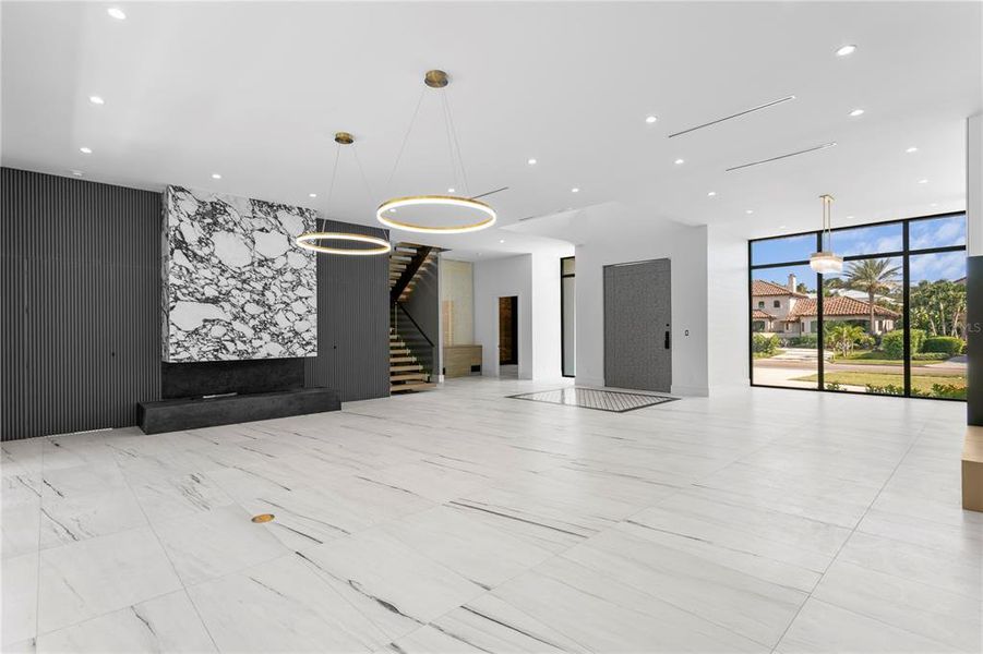 Spacious, unfurnished interior of a new home in Snell Isles, St. Petersburg (Image 62). Spacious, unfurnished interior of a new home in Snell Isles, St. Petersburg (Image 62).