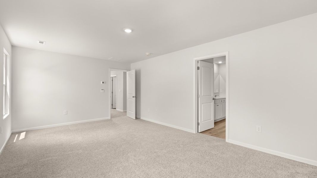 Representative unfurnished interior of a home built from the Baker ll by D.R. Horton in Braselton Village, Braselton (Image 24).