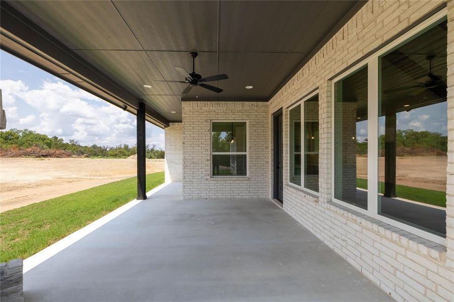 View of patio / terrace with ceiling fan