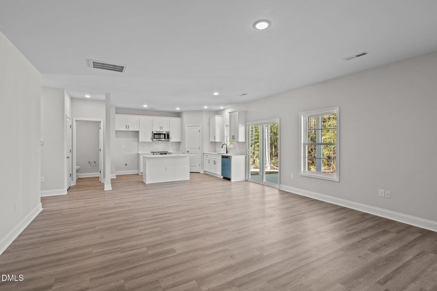 16-web-or-mls-BLS_0033