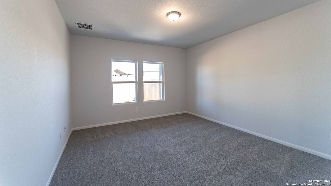 Spacious, unfurnished interior of a new home in Willow View, Converse (Image 16).