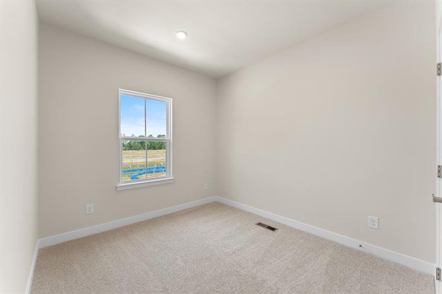 Spacious, unfurnished interior of a new home in Stowe Branch Townhomes, Charlotte (Image 12).