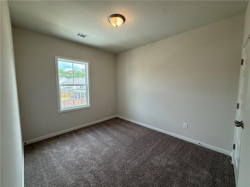 Spacious, unfurnished interior of a new home in Ponderosa Farms Estates, Gainesville (Image 33).