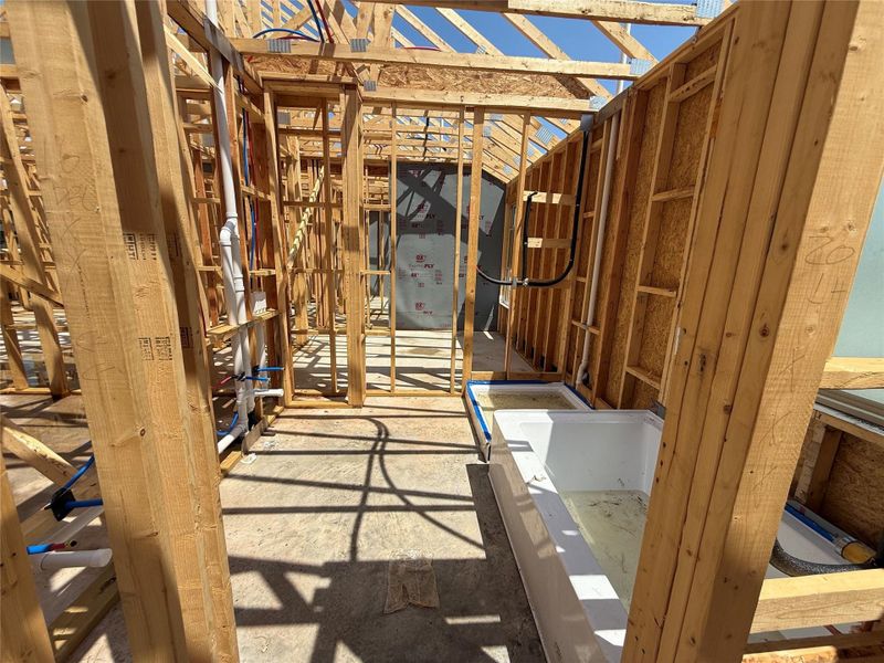 Primary bath with separate shower and tub