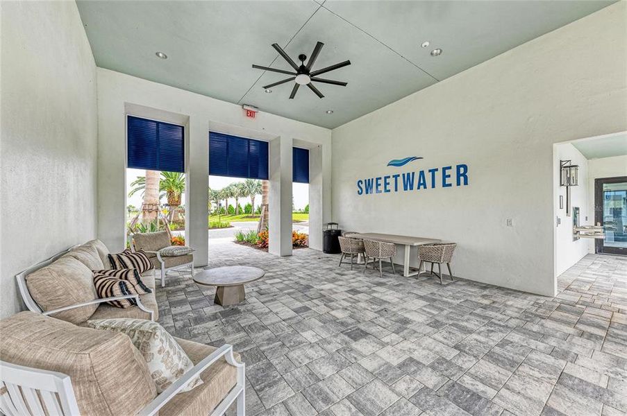 Image 75 of a home in .