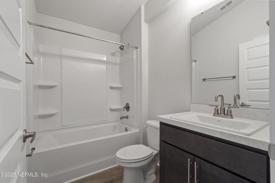 Furnished interior view inside a new home in Summerglen, Jacksonville (Image 4). Furnished interior view inside a new home in Summerglen, Jacksonville (Image 4).