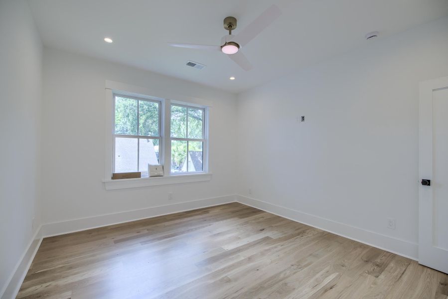 Spacious, unfurnished interior of a new home in , Mount Pleasant (Image 64).