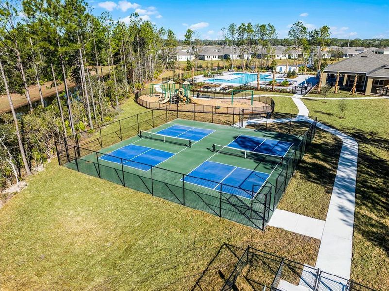 Community amenities in Archers Mill, Ormond Beach (Image 80).