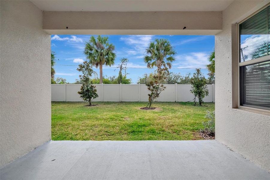 Exterior details and patio area of a home in , Wimauma (Image 33).