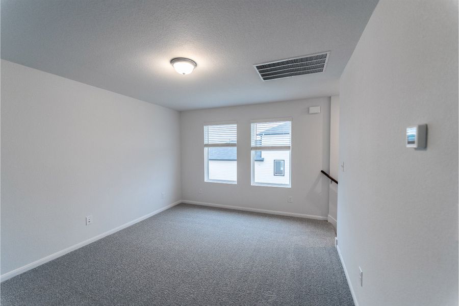 Spacious, unfurnished interior of a new home in Cool Water, Jarrell (Image 18).