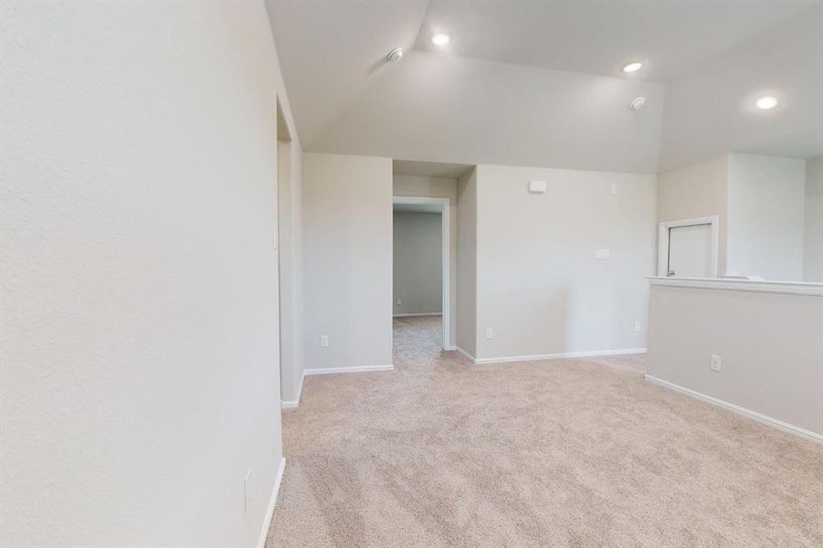 Spacious, unfurnished interior of a new home in Prairie Ridge at Goodland, Venus (Image 26).