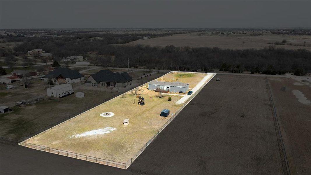 Image 36 of a home in .