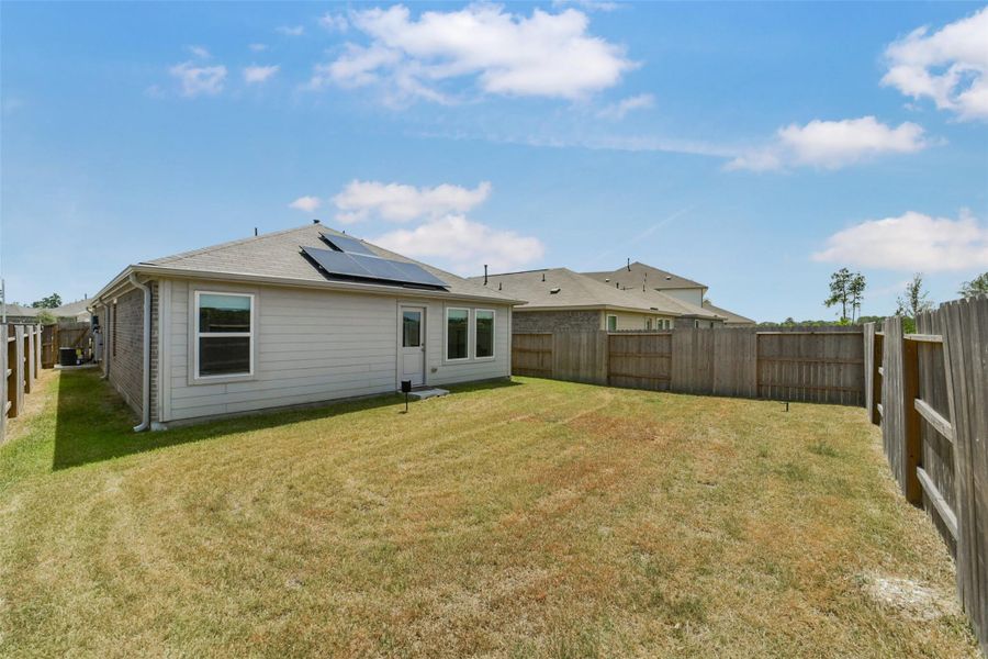Exterior details and patio area of a home in Sila, Huffman (Image 27). Exterior details and patio area of a home in Sila, Huffman (Image 27).