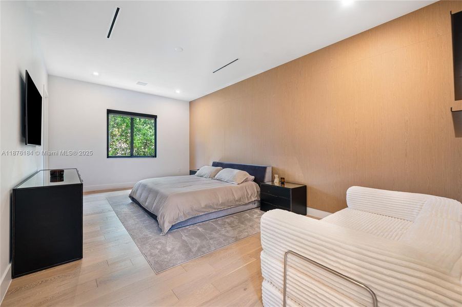 Furnished interior view inside a new home in , Pinecrest (Image 57). Furnished interior view inside a new home in , Pinecrest (Image 57).