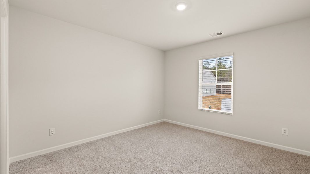 Representative unfurnished interior of a home built from the Mansfield by D.R. Horton in Northwoods at Mirror Lake, Villa Rica (Image 34).