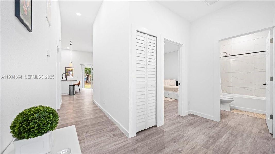 Furnished interior view inside a new home in , Cape Coral (Image 6).